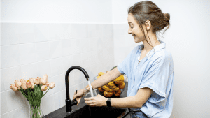 Beber água da torneira faz mal?